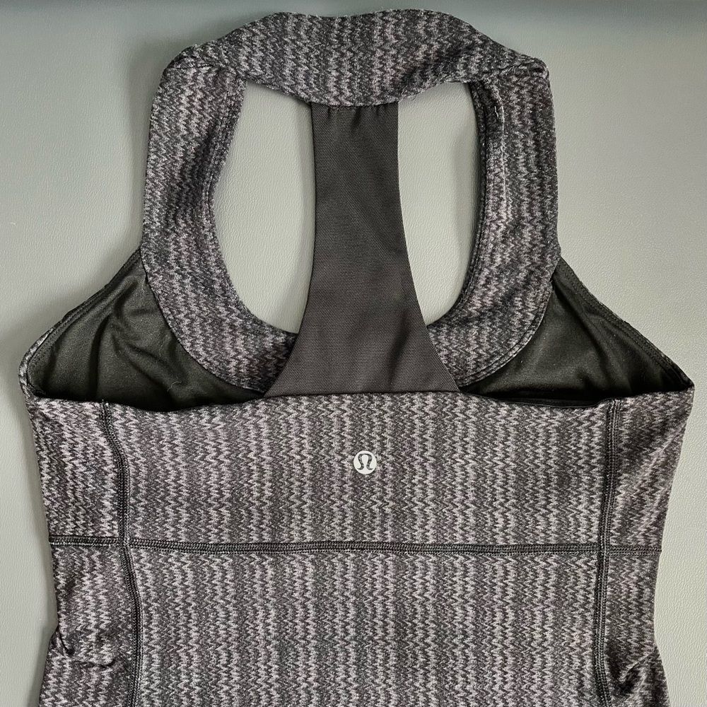 Lululemon Scoop Neck Tank Luon Light Ziggy Wee September Black / Black Size 6 - Picture 4 of 8